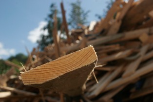 Wood recycler criticises BBC dust investigation