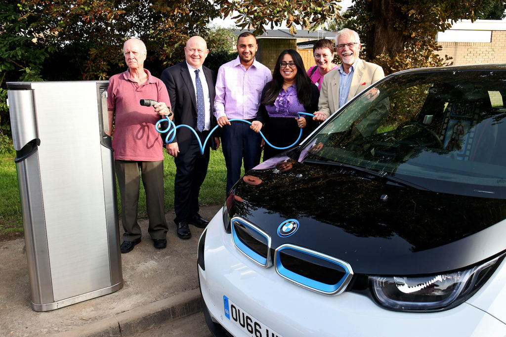 Oxford rolls out network of electric vehicle charge points