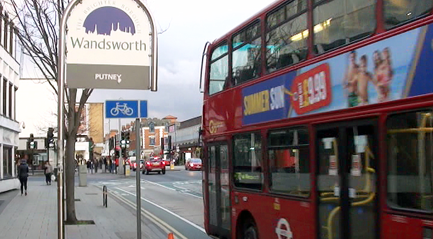 Putney High Street exceeds hourly NO2 limit