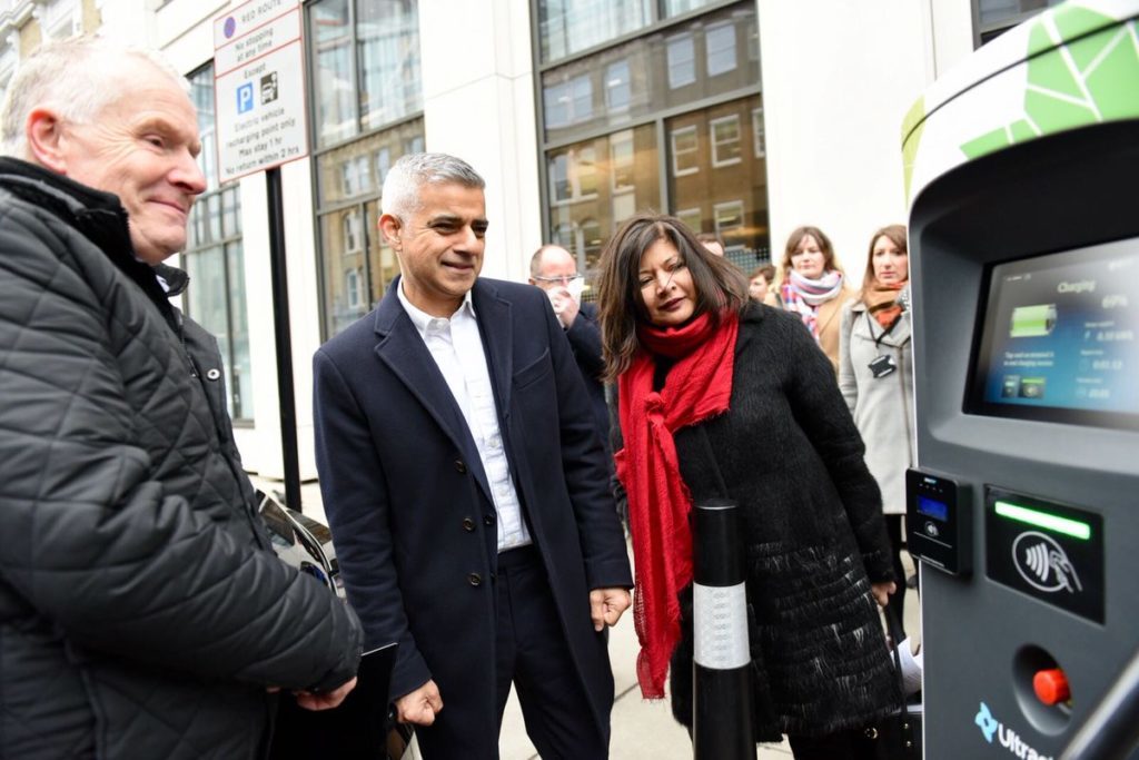 Mayor calls on London boroughs to boost EV infrastructure