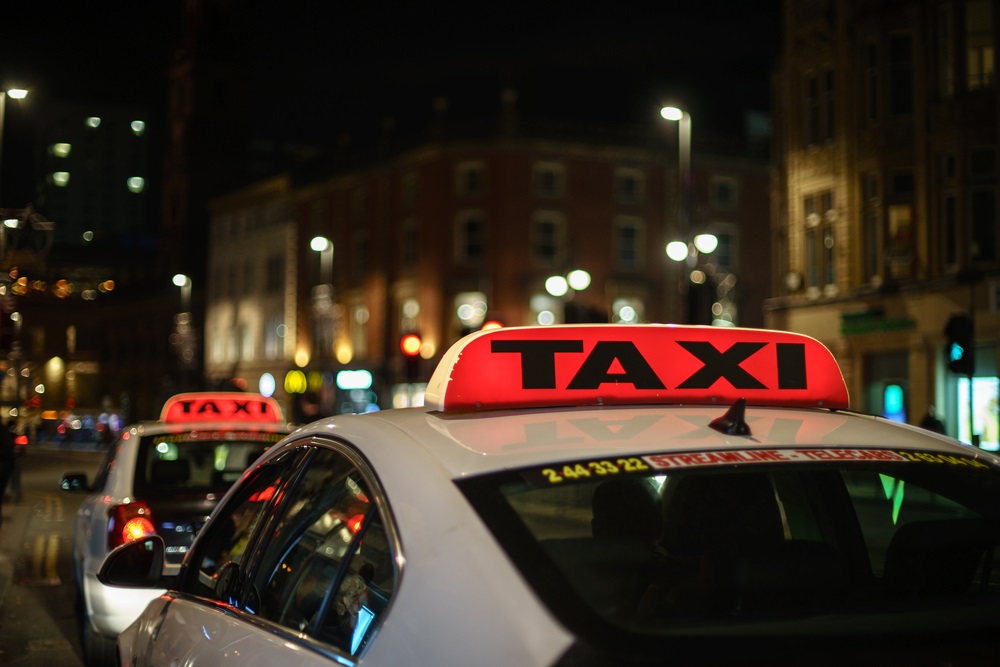 Leeds to support taxi drivers in meeting CAZ standards
