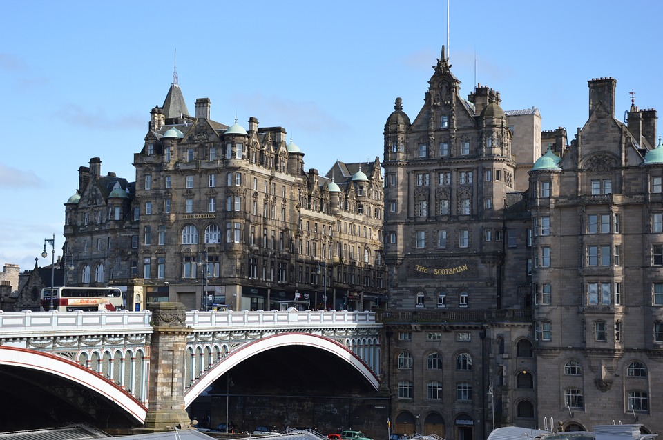 Edinburgh low-emission zone ‘lacklustre’ says campaigners