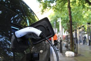 Major British companies come together to accelerate EV transition