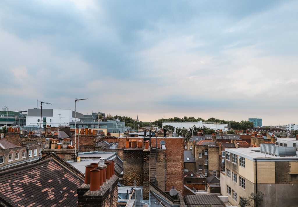 Air pollution is reducing far more slowly in outer London than central London