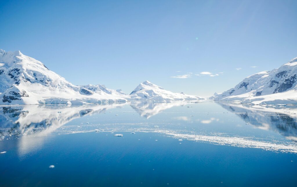 Lesser-known form of ozone heating Antarctic Ocean