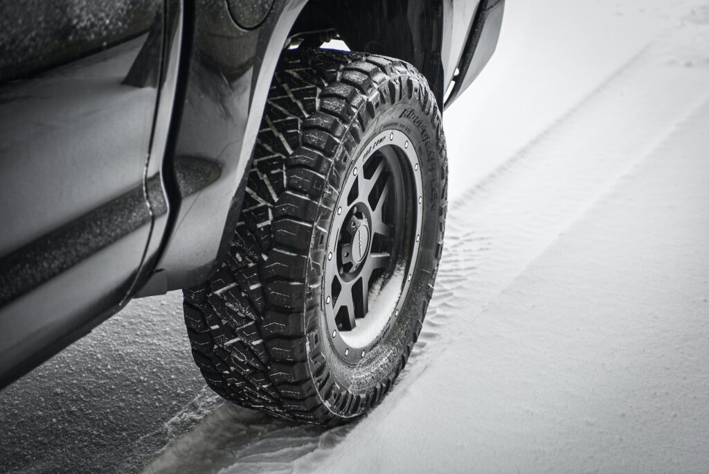 Studded tires to be banned from Reykjavik in bid to cut air pollution