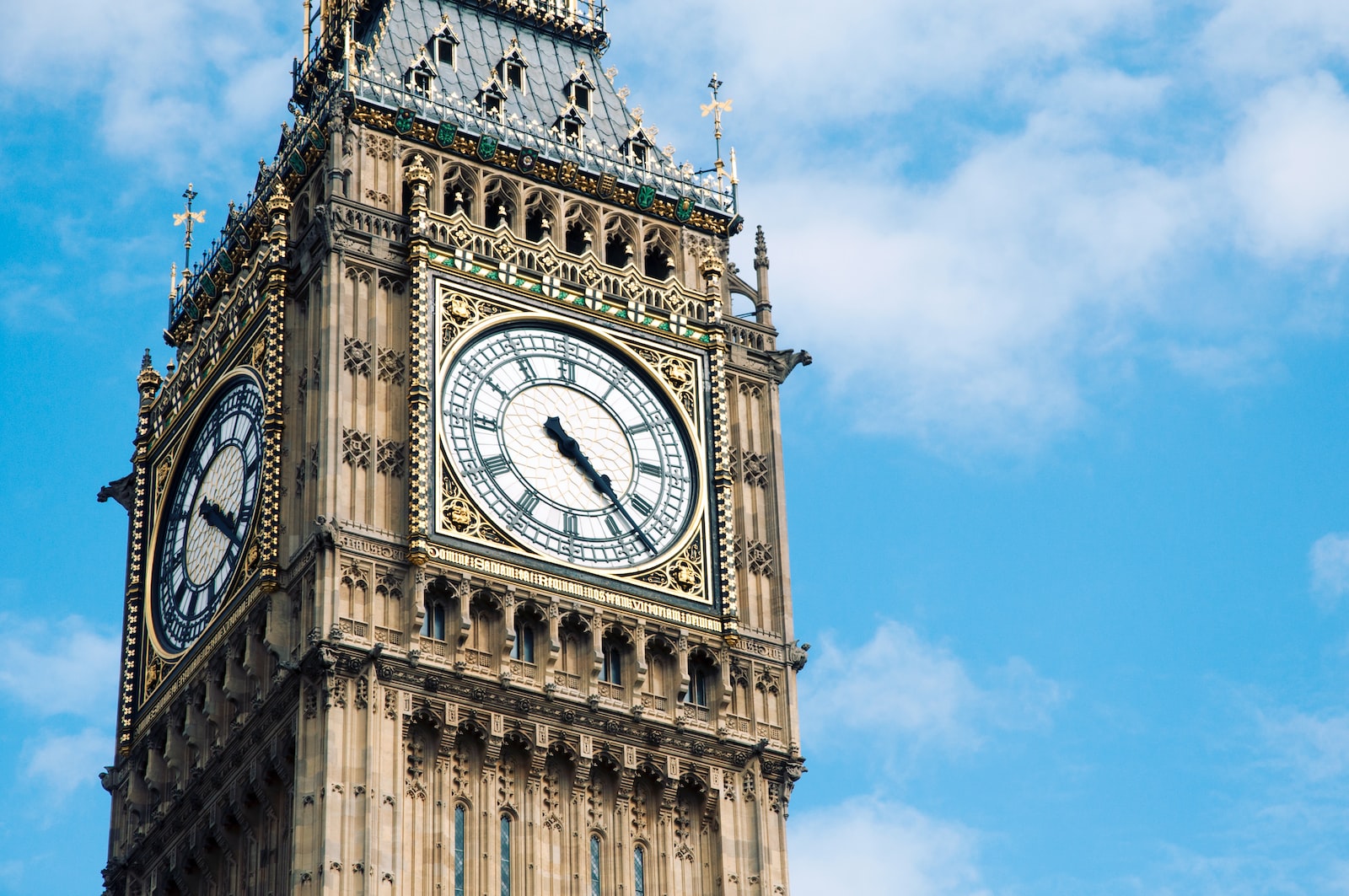 Defra announces 44 UK air quality grant recipients