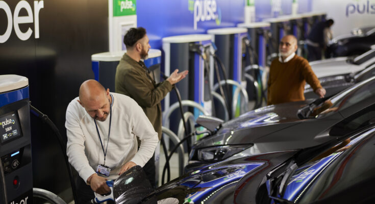 Uber partner with BP Pulse to assist their drive towards a 100% electric fleet