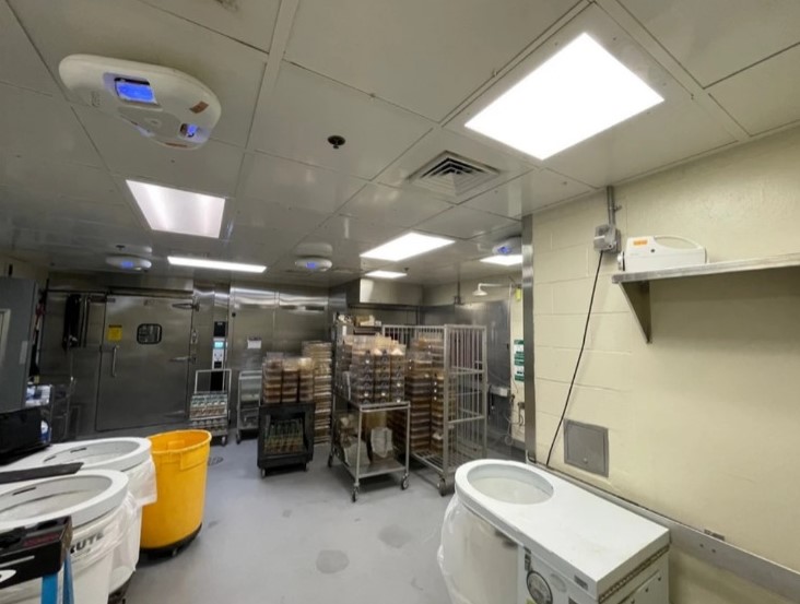 Far-UVC light eliminates over 99% of airborne virus in an occupied room